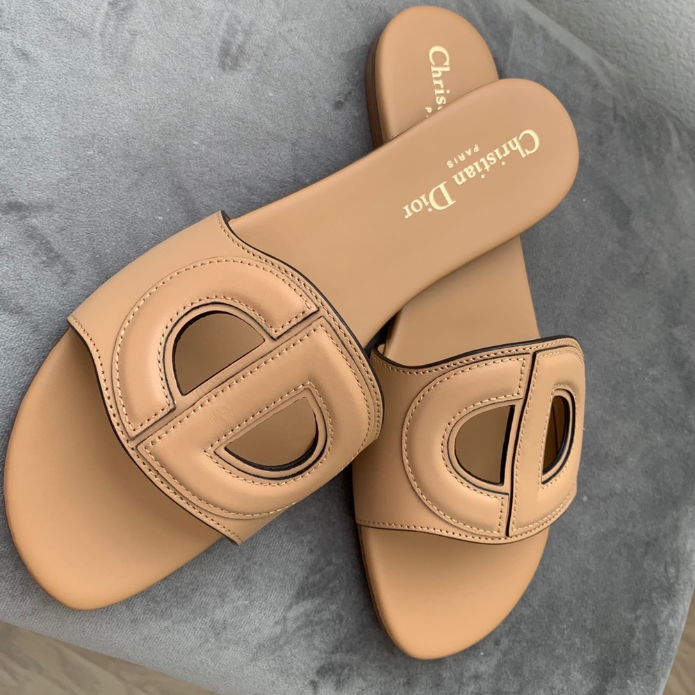 Christian Dior D -club slide size 8